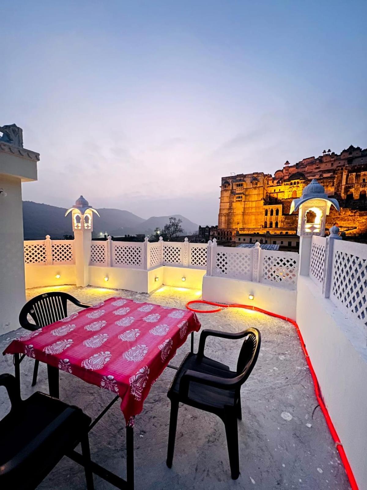The Palace View Homestay & Restaurant Būndi Exterior foto